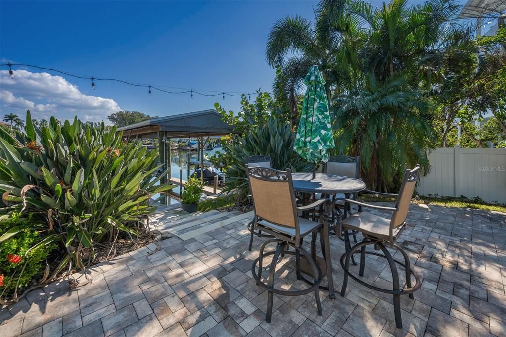 En Venta: $1,583,488 (3 camas, 3 baños, 2702 Pies cuadrados)