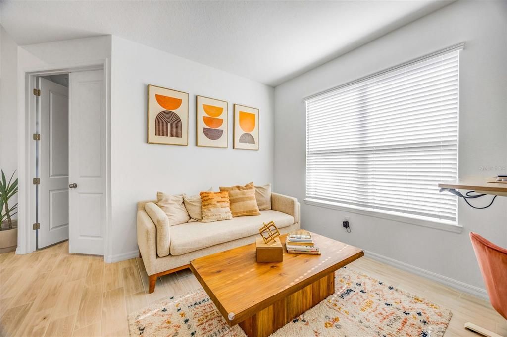 出租: $3,800 (3 贝兹, 2 浴室, 2050 平方英尺)