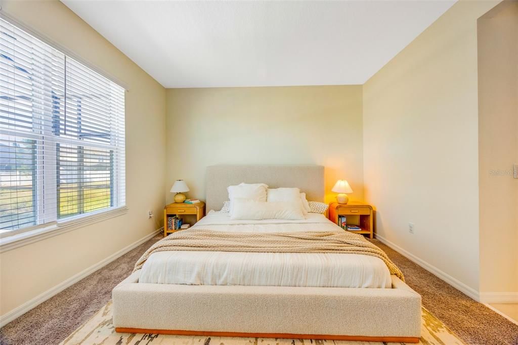 出租: $3,800 (3 贝兹, 2 浴室, 2050 平方英尺)