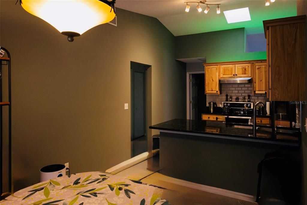 待售: $315,000 (3 贝兹, 2 浴室, 1692 平方英尺)