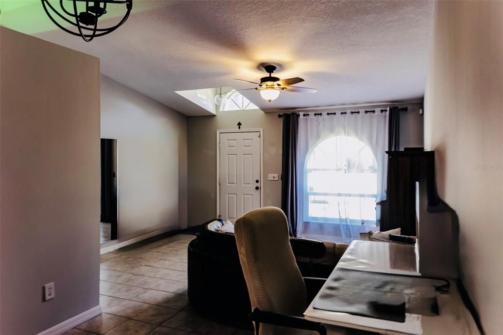 待售: $315,000 (3 贝兹, 2 浴室, 1692 平方英尺)