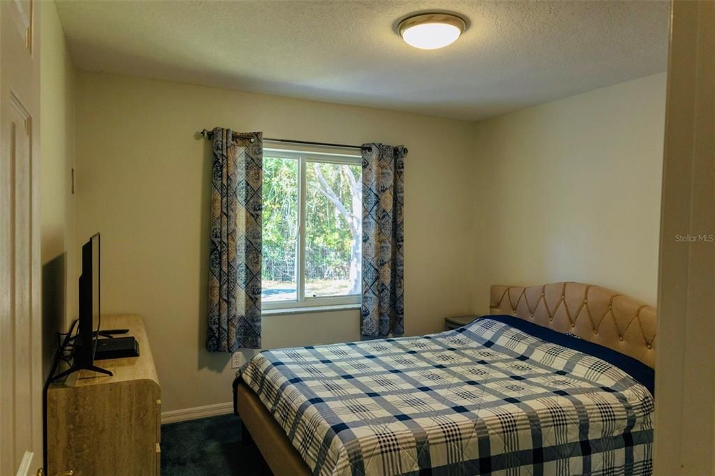 待售: $315,000 (3 贝兹, 2 浴室, 1692 平方英尺)