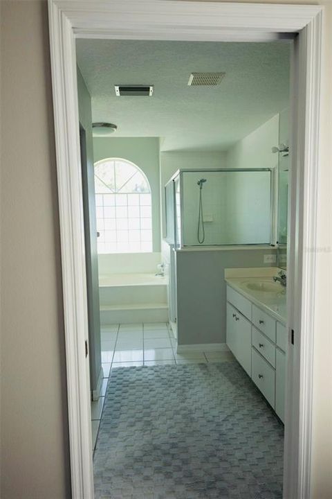 待售: $315,000 (3 贝兹, 2 浴室, 1692 平方英尺)