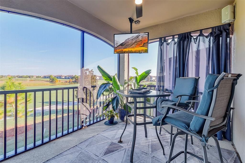 For Sale: $699,900 (3 beds, 2 baths, 2108 Square Feet)