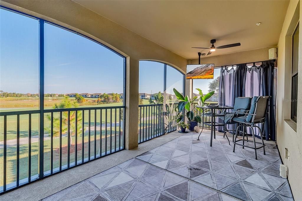 For Sale: $699,900 (3 beds, 2 baths, 2108 Square Feet)