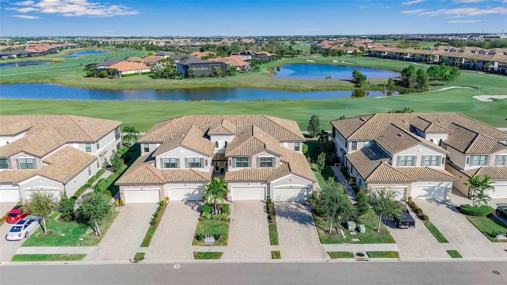 For Sale: $699,900 (3 beds, 2 baths, 2108 Square Feet)