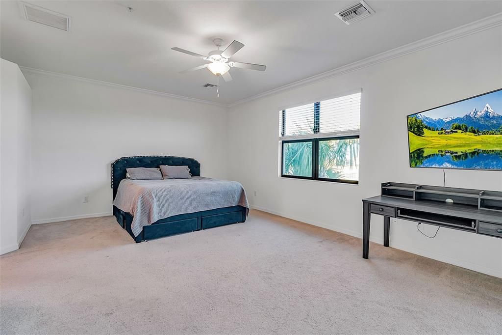 For Sale: $699,900 (3 beds, 2 baths, 2108 Square Feet)