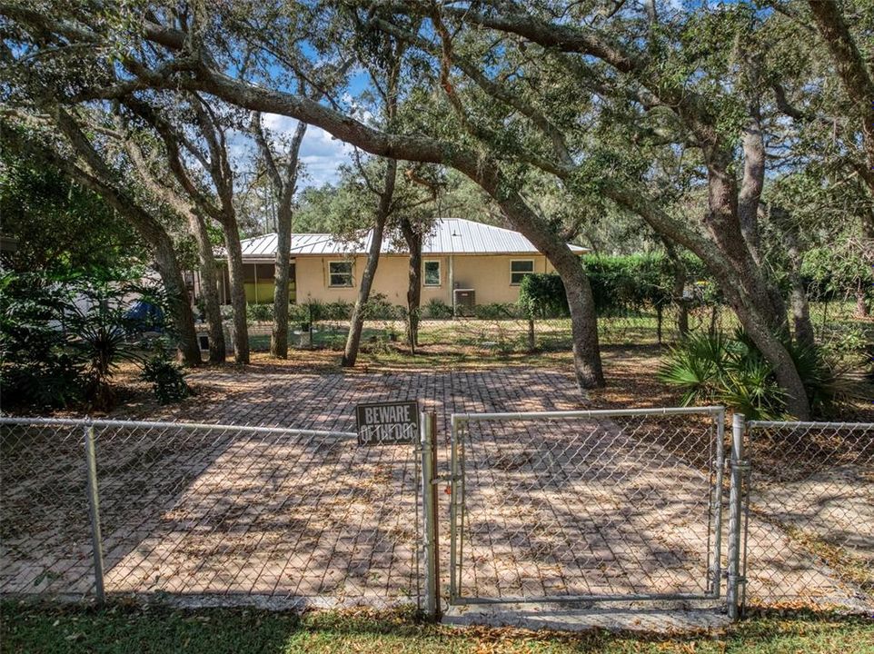 En Venta: $269,900 (2 camas, 2 baños, 1408 Pies cuadrados)