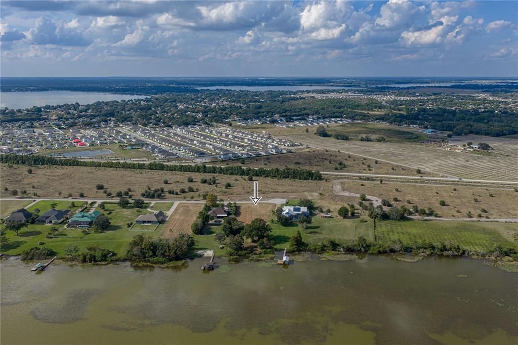 En Venta: $350,000 (1.24 acres)