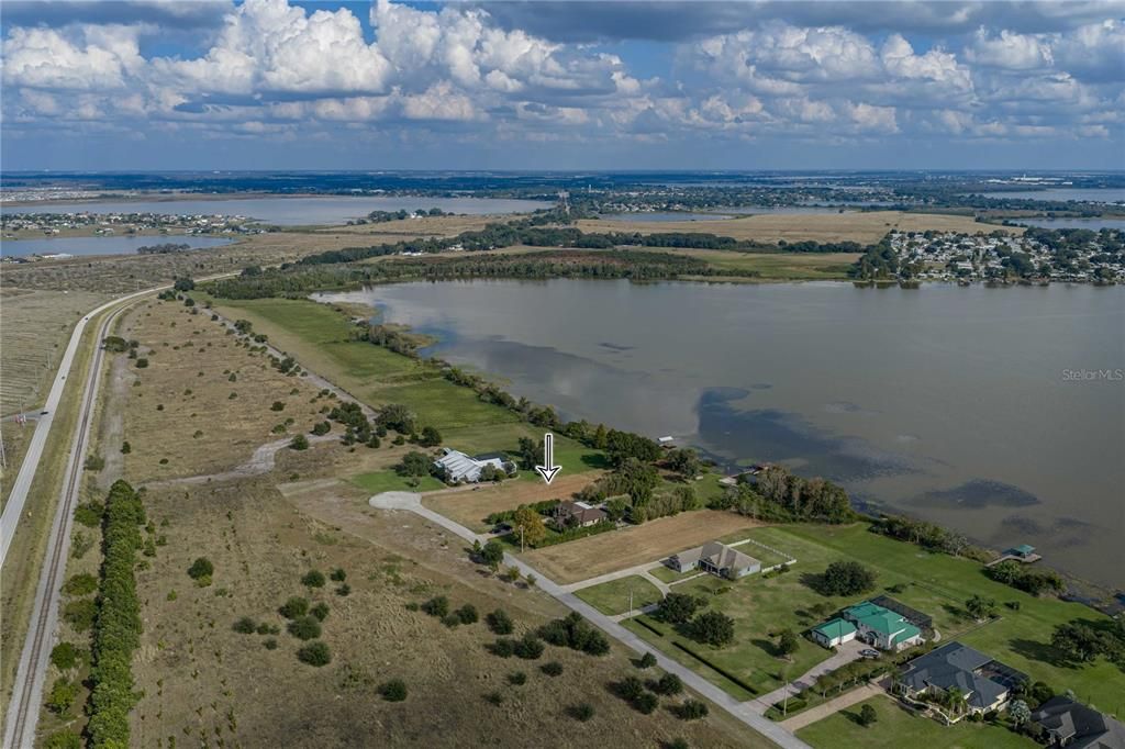 En Venta: $350,000 (1.24 acres)