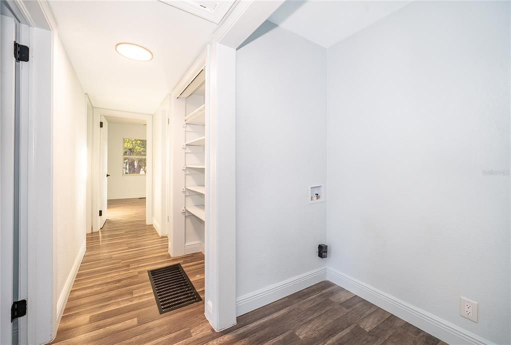 待售: $309,900 (4 贝兹, 3 浴室, 1548 平方英尺)