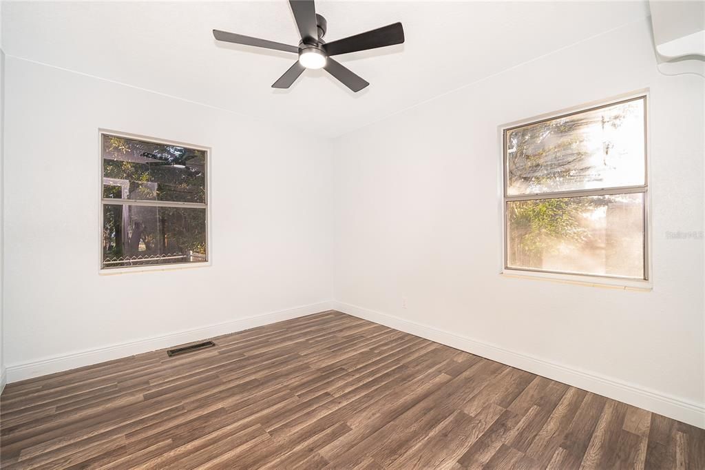 待售: $309,900 (4 贝兹, 3 浴室, 1548 平方英尺)