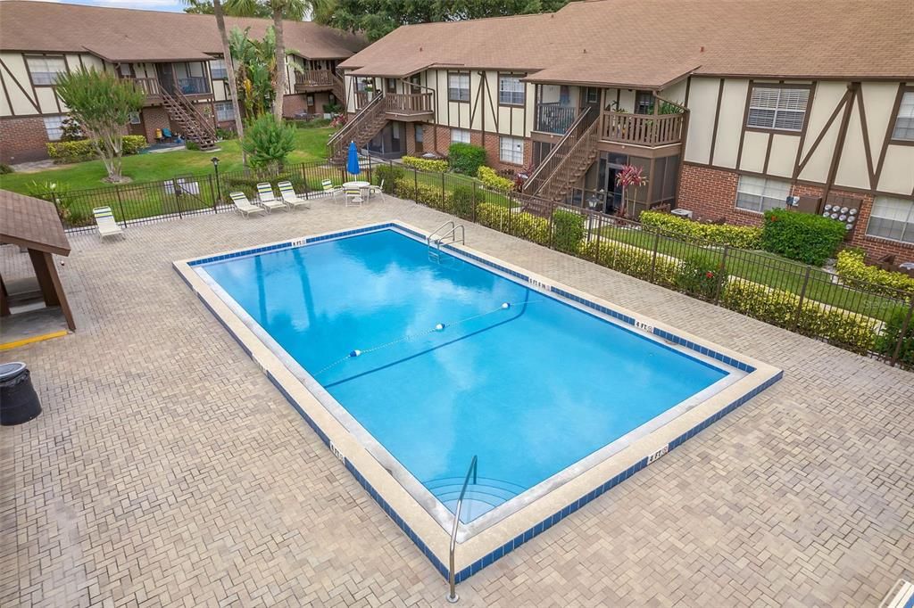 На продажу: $179,000 (2 спален, 2 ванн, 971 Квадратных фут)