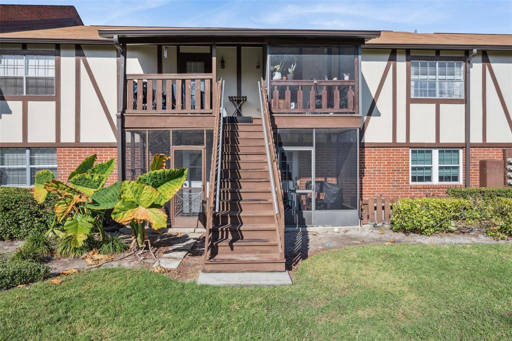 На продажу: $179,000 (2 спален, 2 ванн, 971 Квадратных фут)