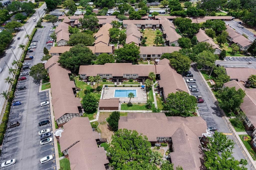 На продажу: $179,000 (2 спален, 2 ванн, 971 Квадратных фут)