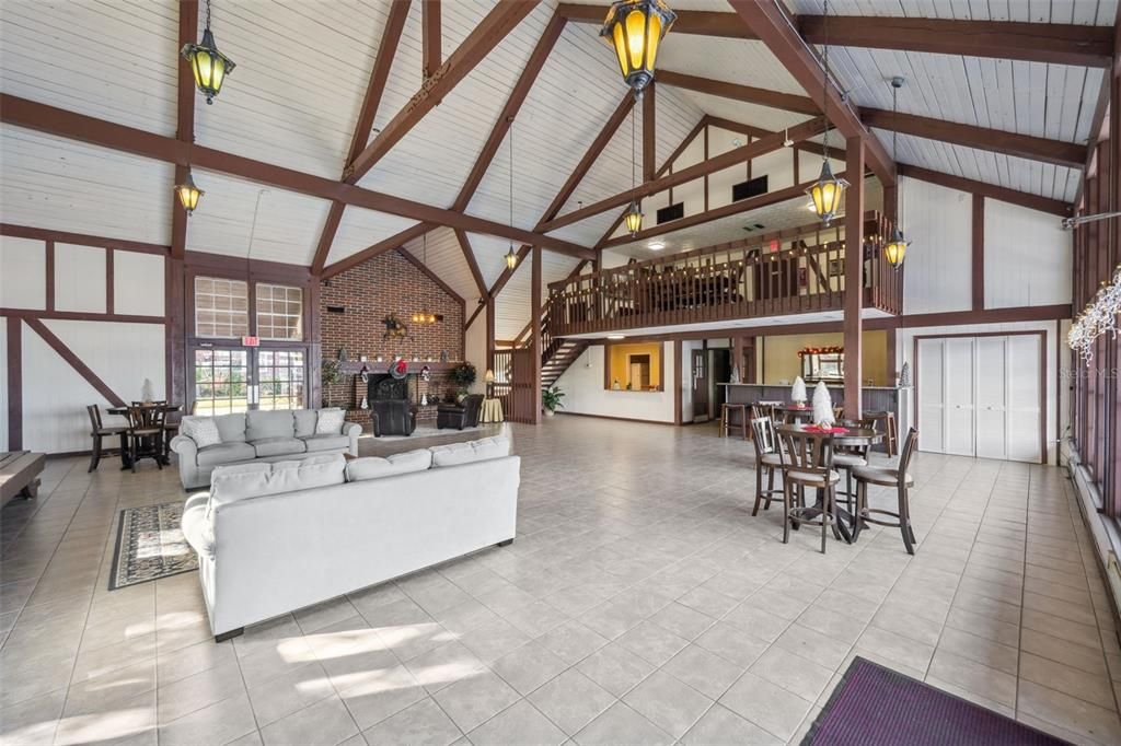 На продажу: $179,000 (2 спален, 2 ванн, 971 Квадратных фут)