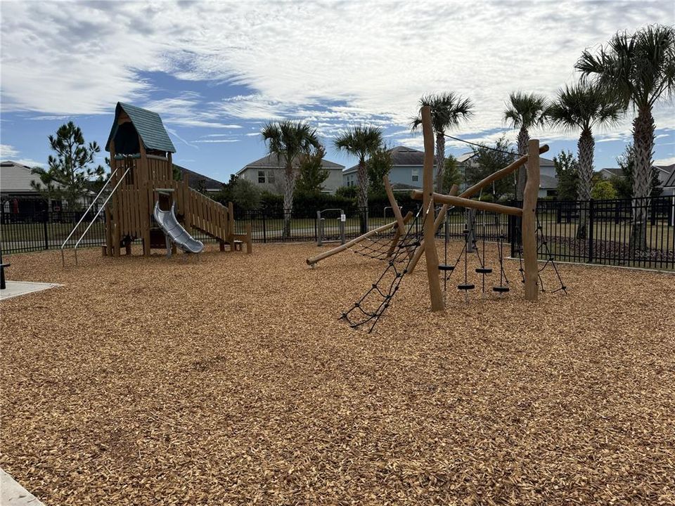 En Renta: $3,100 (5 camas, 3 baños, 2877 Pies cuadrados)