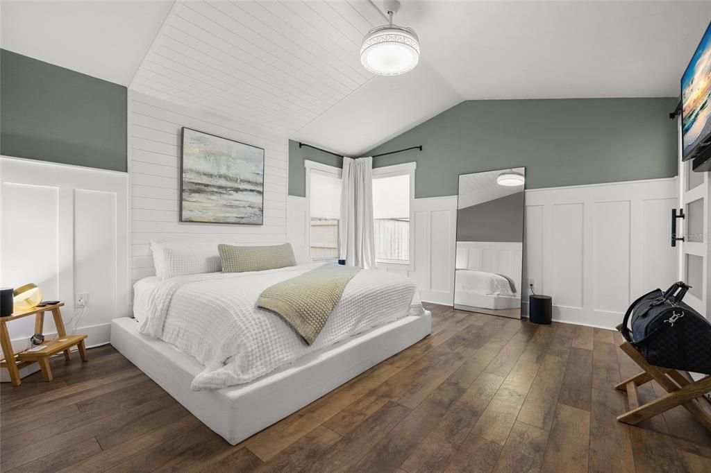 For Sale: $449,000 (4 beds, 2 baths, 1756 Square Feet)