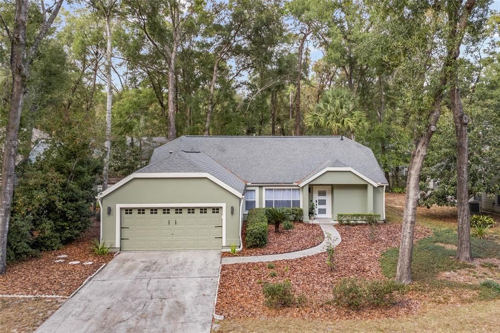 For Sale: $449,000 (4 beds, 2 baths, 1756 Square Feet)