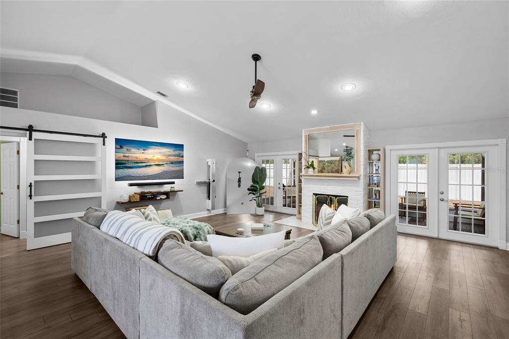 For Sale: $449,000 (4 beds, 2 baths, 1756 Square Feet)