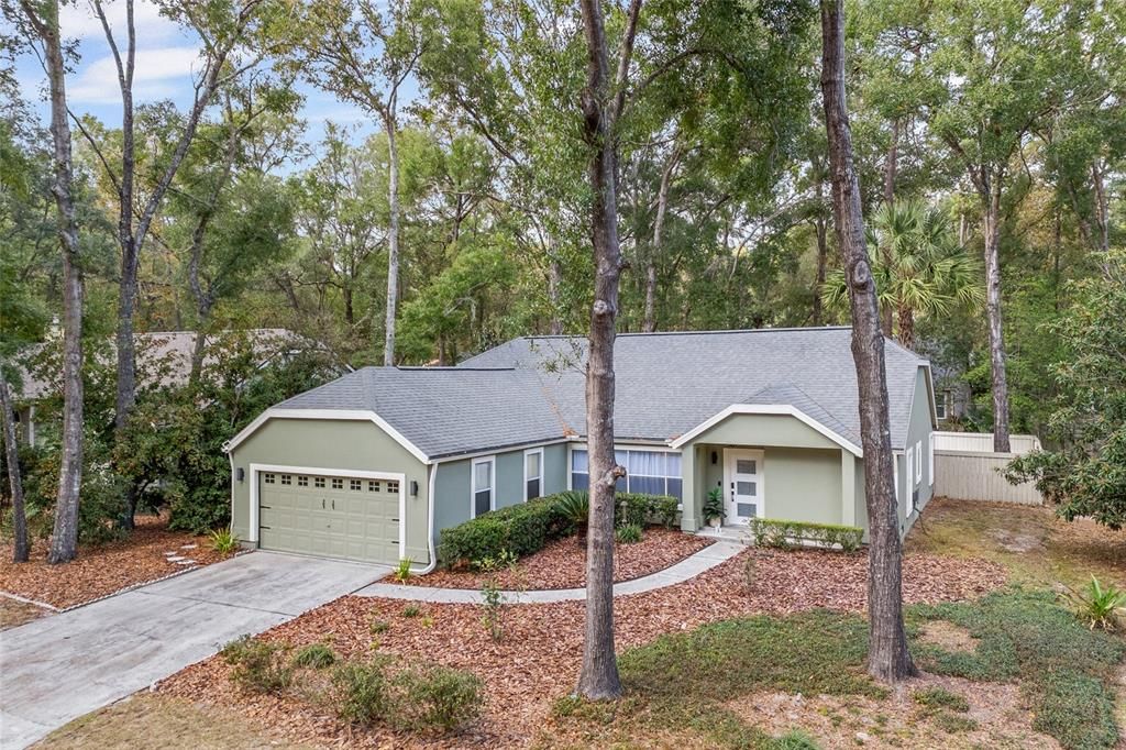 For Sale: $449,000 (4 beds, 2 baths, 1756 Square Feet)