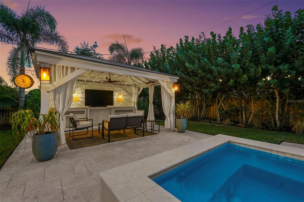 For Sale: $850,000 (3 beds, 2 baths, 2154 Square Feet)