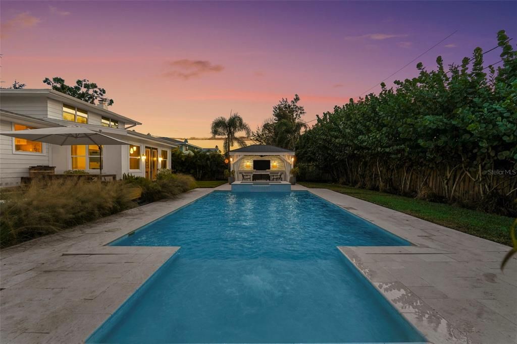 For Sale: $850,000 (3 beds, 2 baths, 2154 Square Feet)