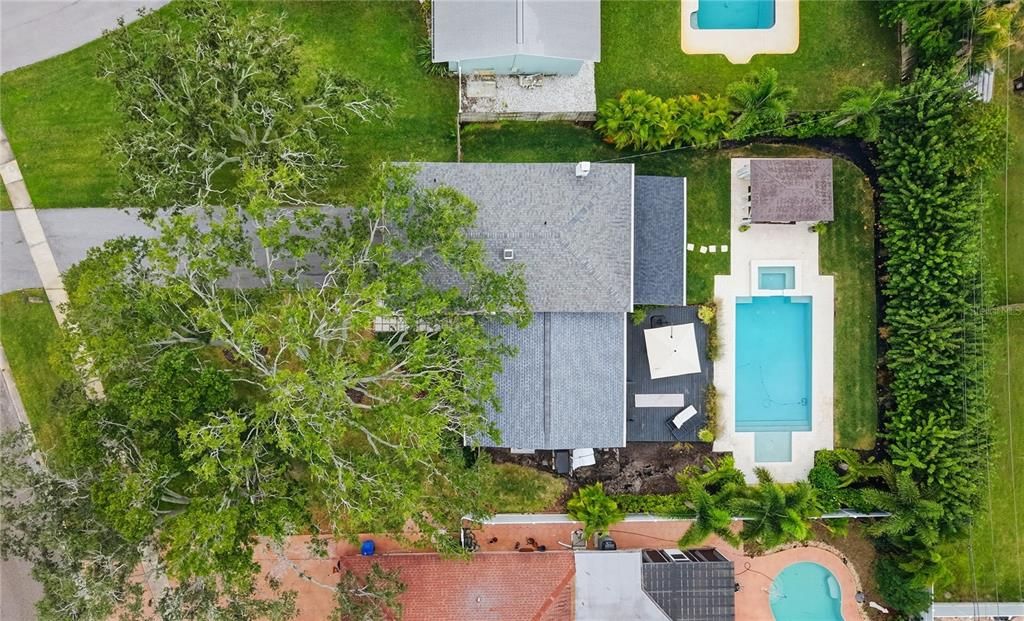 For Sale: $850,000 (3 beds, 2 baths, 2154 Square Feet)