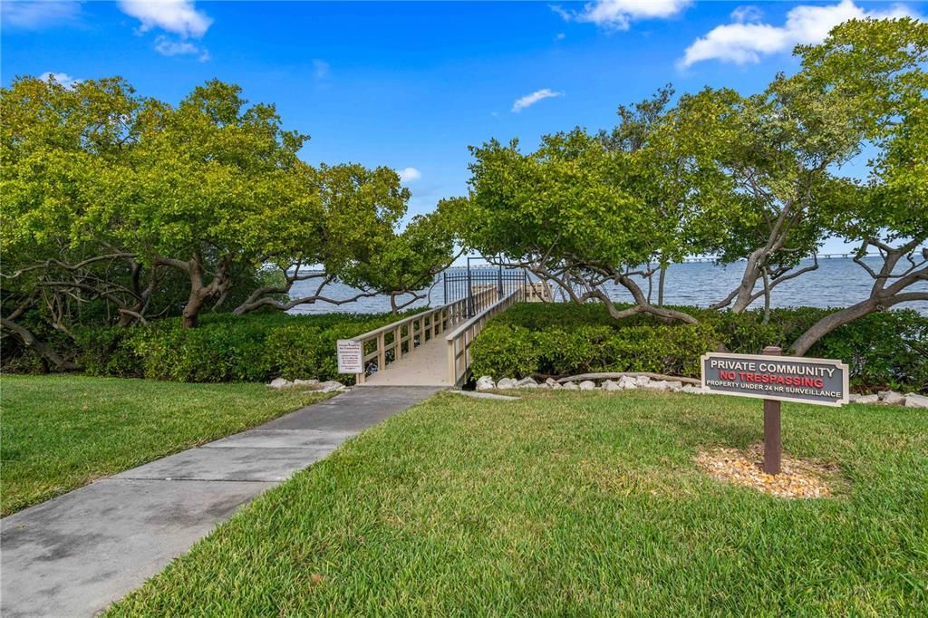 For Sale: $222,500 (2 beds, 2 baths, 1130 Square Feet)