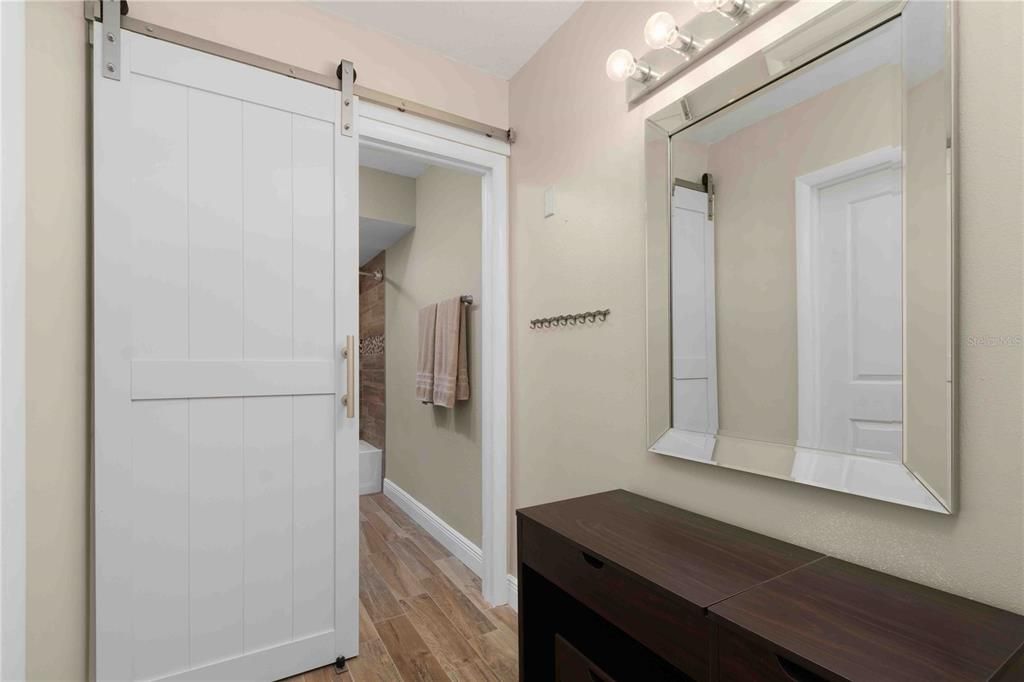 For Sale: $222,500 (2 beds, 2 baths, 1130 Square Feet)