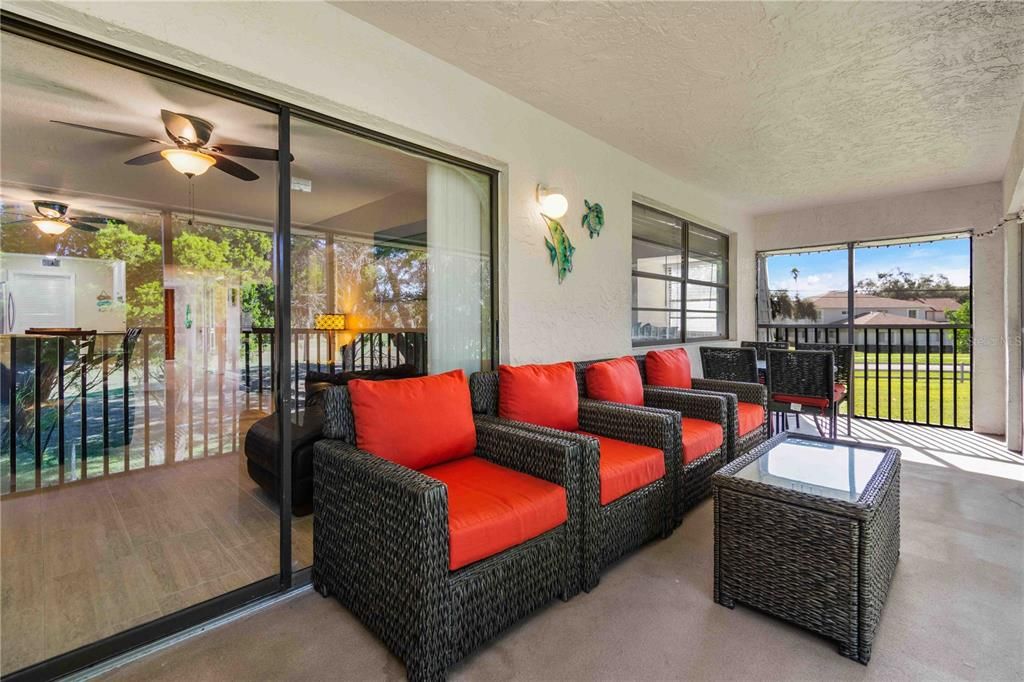 For Sale: $222,500 (2 beds, 2 baths, 1130 Square Feet)