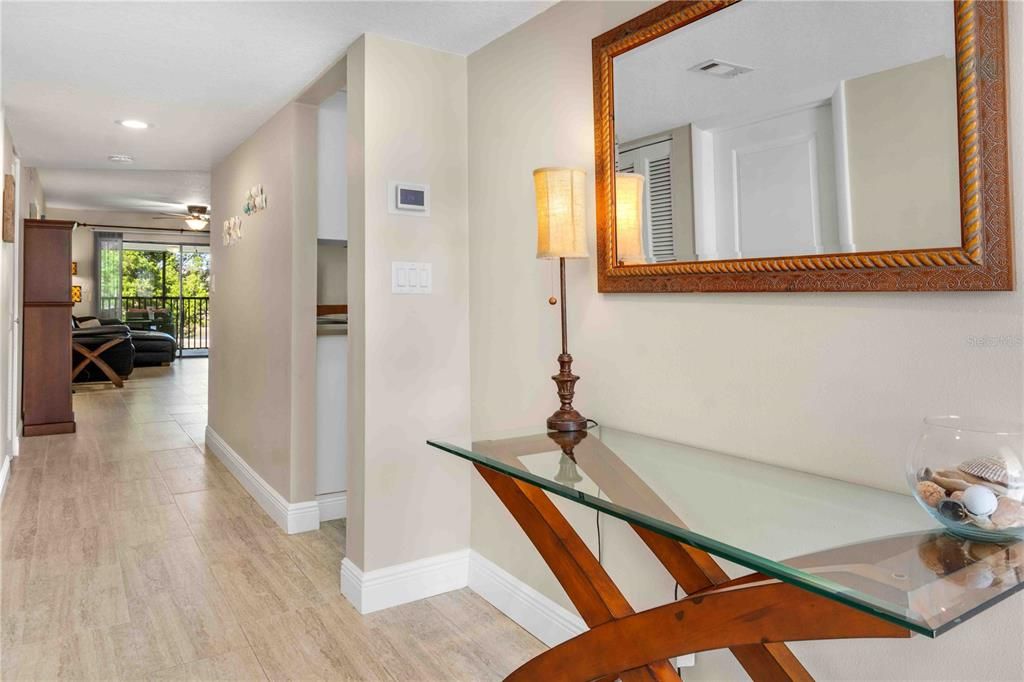 For Sale: $222,500 (2 beds, 2 baths, 1130 Square Feet)