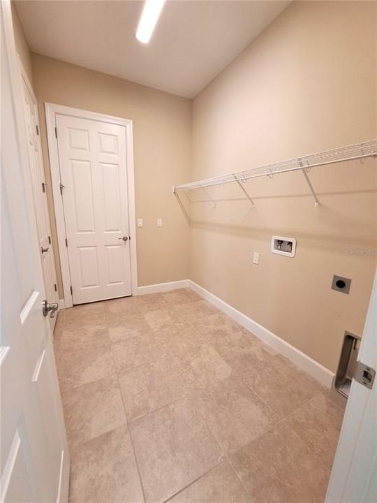 For Sale: $695,000 (4 beds, 2 baths, 2195 Square Feet)