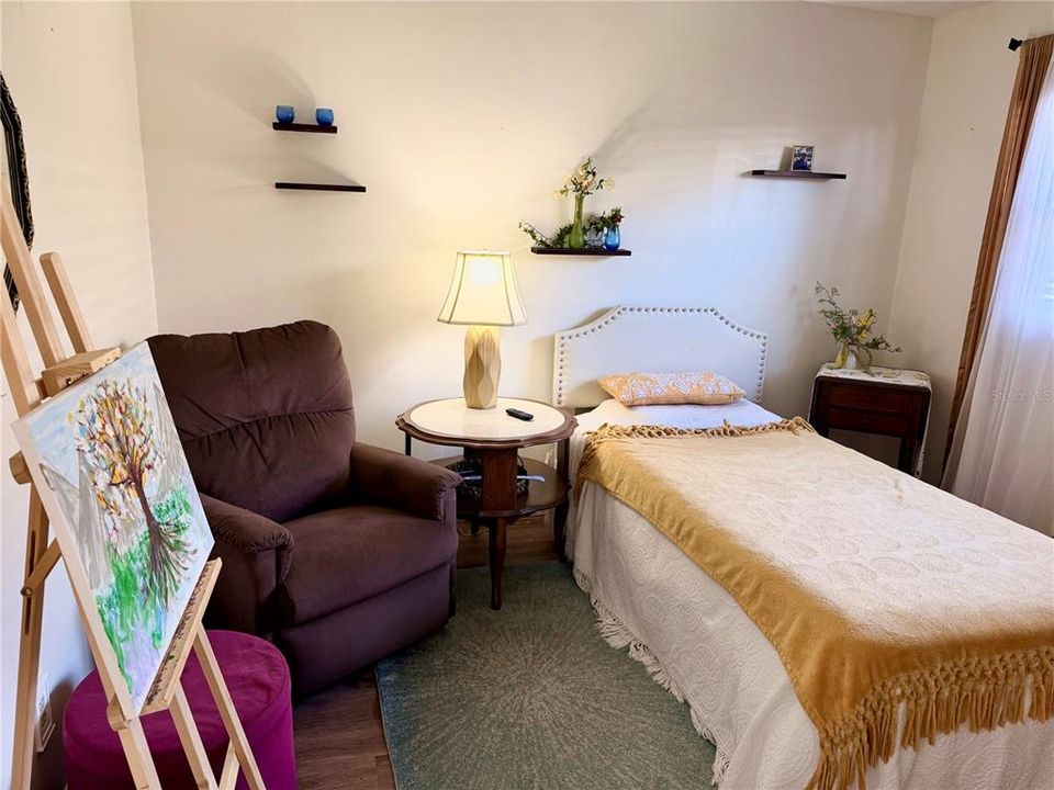 For Sale: $191,900 (2 beds, 2 baths, 1148 Square Feet)