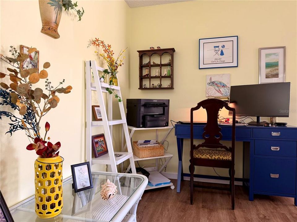 For Sale: $191,900 (2 beds, 2 baths, 1148 Square Feet)