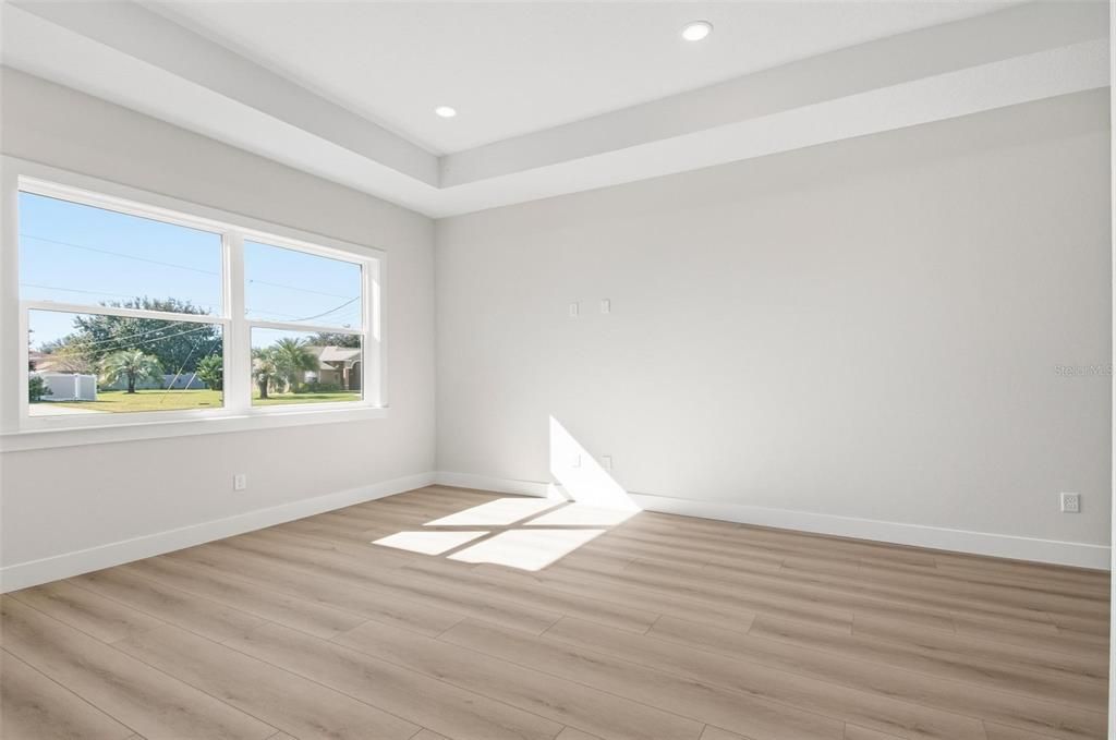 出租: $2,000 (3 贝兹, 2 浴室, 1450 平方英尺)