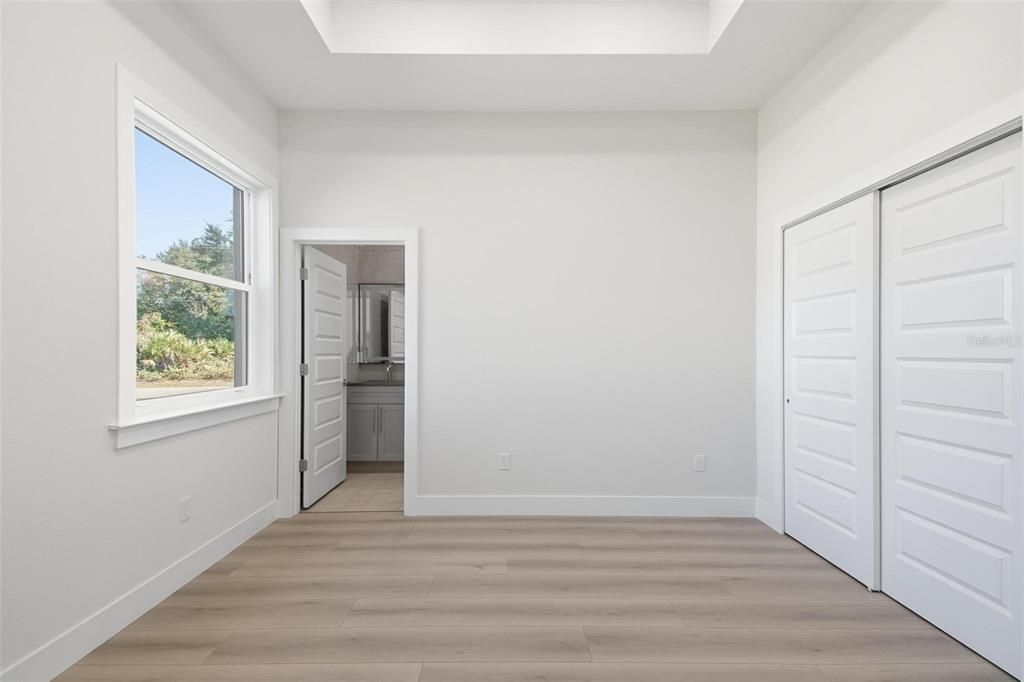 出租: $2,000 (3 贝兹, 2 浴室, 1450 平方英尺)