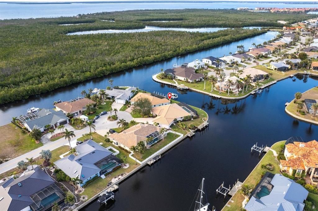 For Sale: $825,000 (3 beds, 2 baths, 2805 Square Feet)