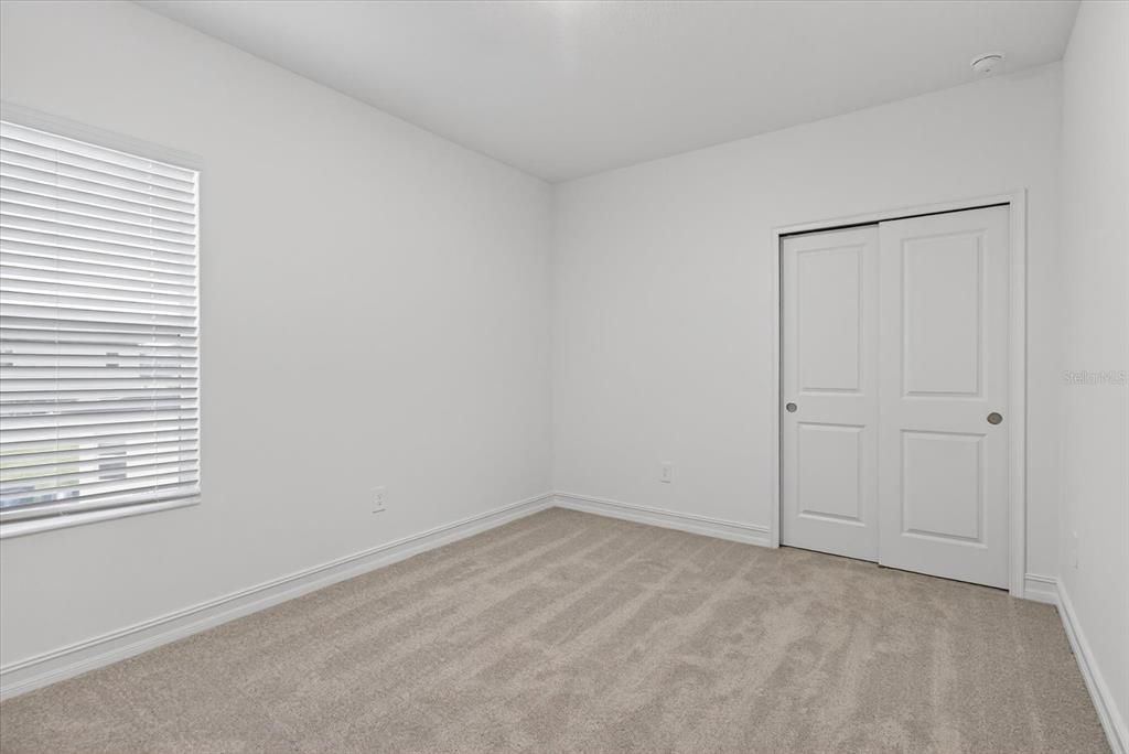 出租: $3,550 (5 贝兹, 3 浴室, 3160 平方英尺)