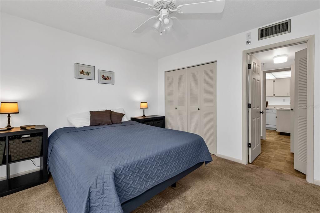 На продажу: $99,900 (1 спален, 1 ванн, 634 Квадратных фут)