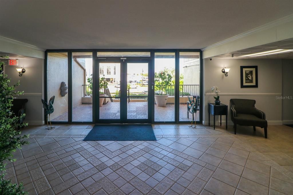 На продажу: $99,900 (1 спален, 1 ванн, 634 Квадратных фут)