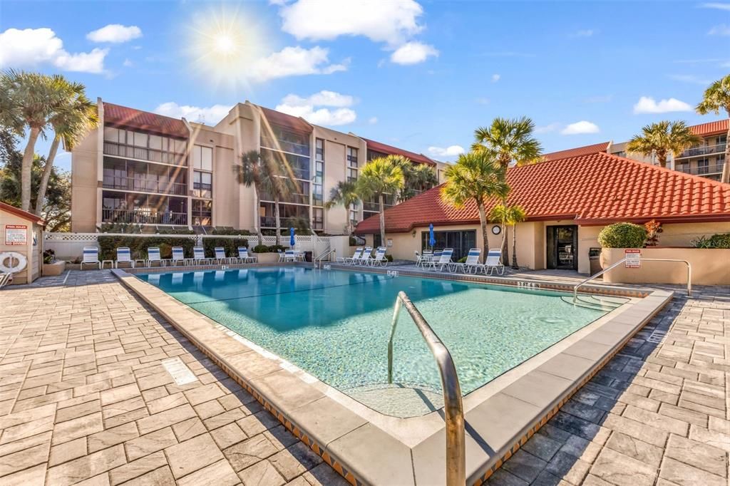 На продажу: $99,900 (1 спален, 1 ванн, 634 Квадратных фут)