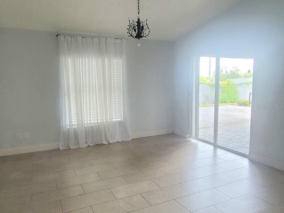 For Sale: $439,000 (3 beds, 2 baths, 1920 Square Feet)