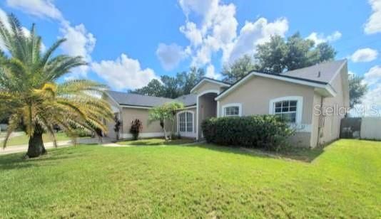 For Sale: $439,000 (3 beds, 2 baths, 1920 Square Feet)