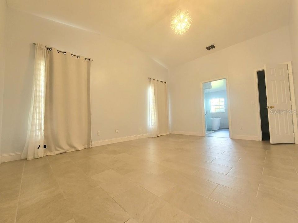 For Sale: $439,000 (3 beds, 2 baths, 1920 Square Feet)