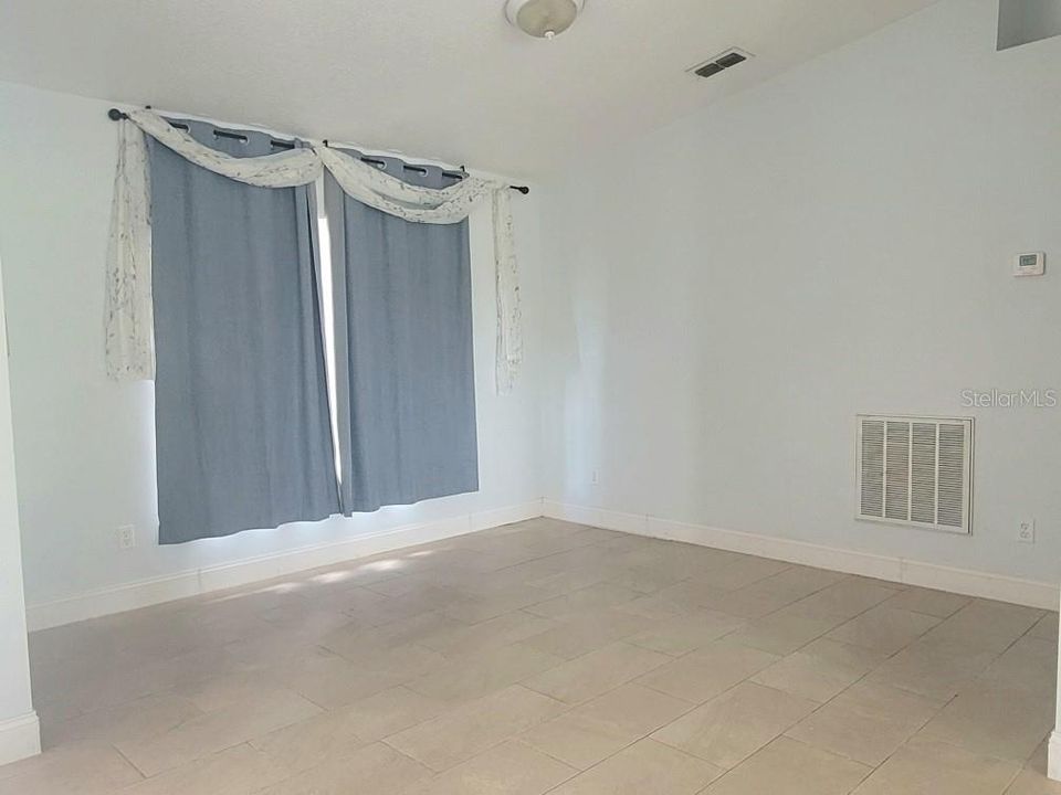 For Sale: $439,000 (3 beds, 2 baths, 1920 Square Feet)