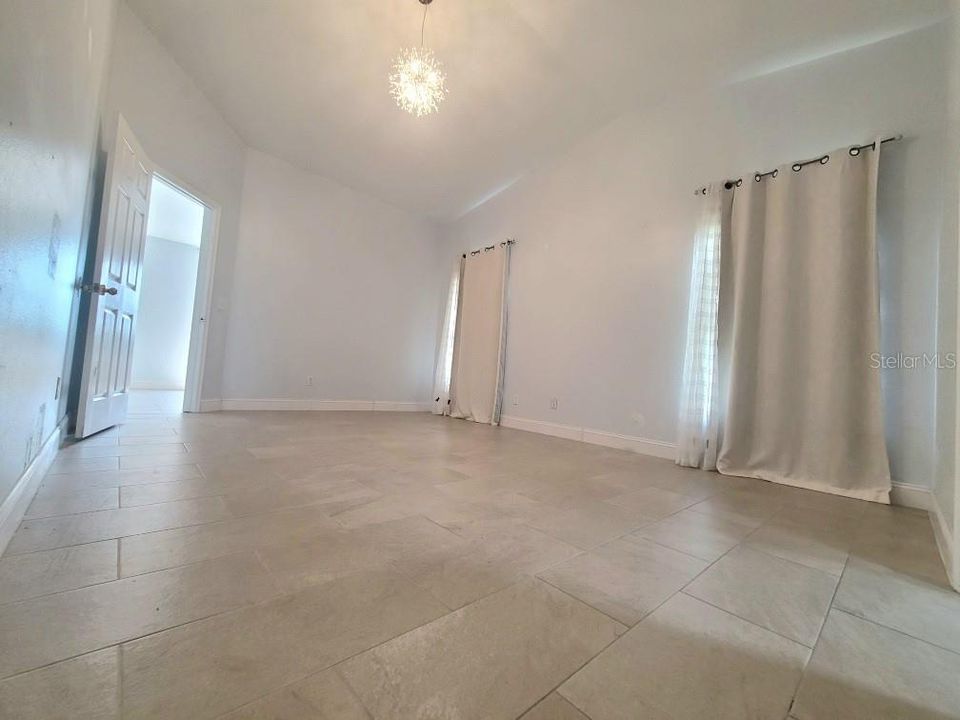 For Sale: $439,000 (3 beds, 2 baths, 1920 Square Feet)