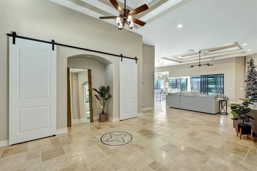 На продажу: $1,499,900 (4 спален, 3 ванн, 3100 Квадратных фут)