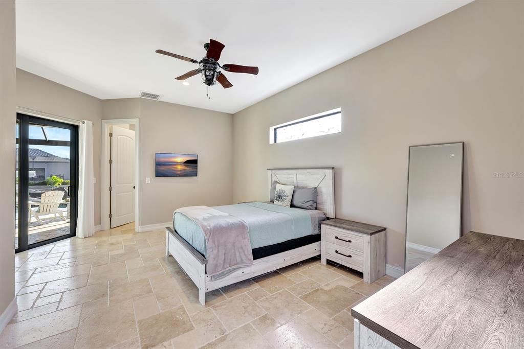 На продажу: $1,499,900 (4 спален, 3 ванн, 3100 Квадратных фут)