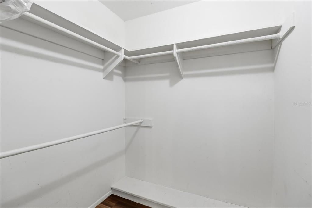 For Sale: $225,000 (2 beds, 2 baths, 1519 Square Feet)